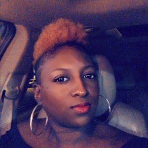 Meet your Posher, Kristen